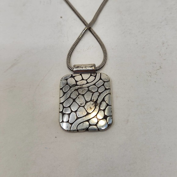Brighton Rectangle Textured Pendant Necklace Reversible Silver Plated Ajdustable - Picture 3 of 5